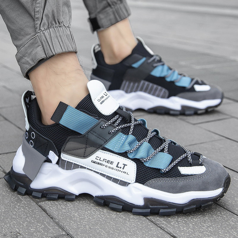 Lightweight casual sneakers with PU exterior and ventilated mesh panels for breathability and stability