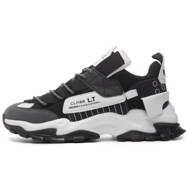 Lightweight casual sneakers with synthetic PU exterior and ventilated mesh panels for breathability and comfort