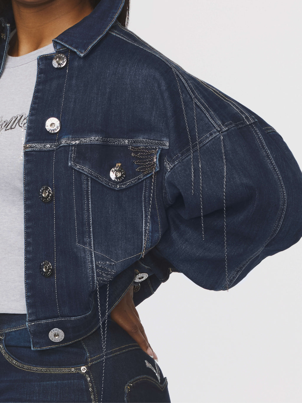 Apple Bottoms By Nelly cropped denim chain link jacket with balloon sleeves and fitted darting