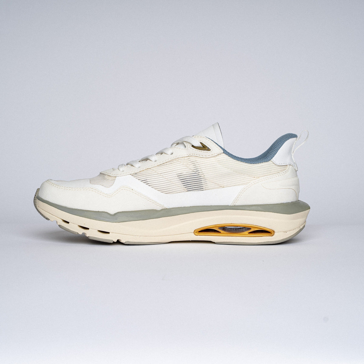 FRQNT Flyers White Noise Water Ready Shoes With Drainage Support