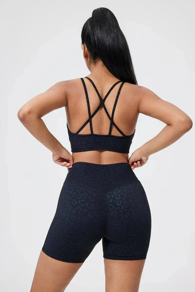 DIAS FIT JOY fold sports bra with cross-back, breathable knit nylon, detachable pads, designed for yoga, running, and gym fitness