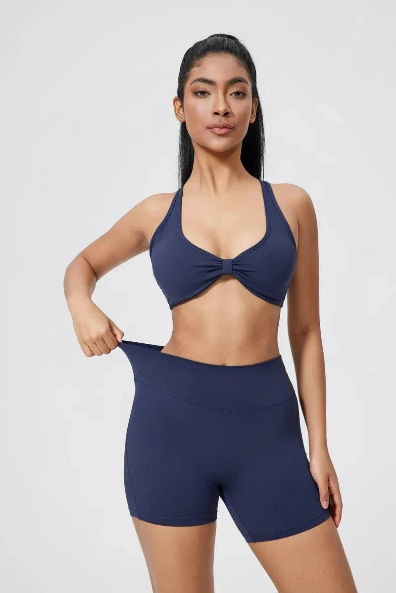 DIAS FIT JOY fold sports bra with cross-back design, detachable pads, breathable knit, and tight fit for outdoor running and gym fitness