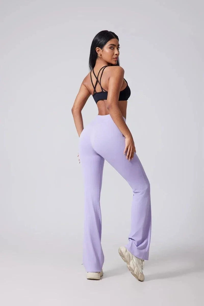 DIAS FIT JOY women's high-waisted hip lifting micro-flared yoga pants in black with seamless waistband