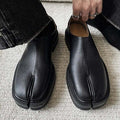 Black slip-on Tabi boots for men with split-toe design and pigskin lining for comfort and breathability
